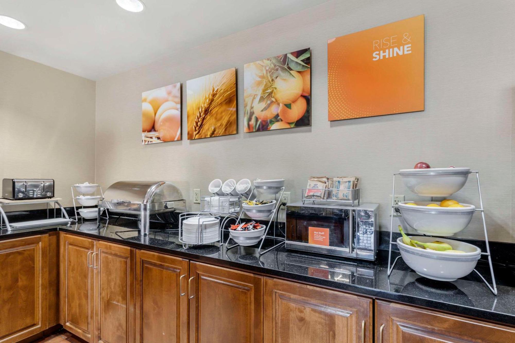 Comfort Suites East Ноксвил Екстериор снимка